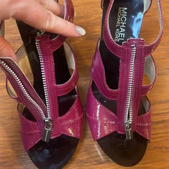 Michael Kors Magenta Heels / Pumps 7 1/2 - Picture 4 of 4